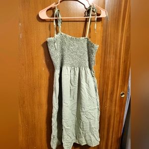 Sage green Thread &Supply elastic ruched top dress with tie straps.  Large